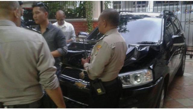 Pengemudi Alphard B 121 HMS yang menabrak 4 mobil dan 1 motor di Jalan Senopati, Kebayoran Baru, Jakarta Selatan, ternyata anak Mantan Menteri BUMN era Presiden Megawati, Sugiharto. Dan Hasil lengkap liga Inggris, Italia, dan Spanyol