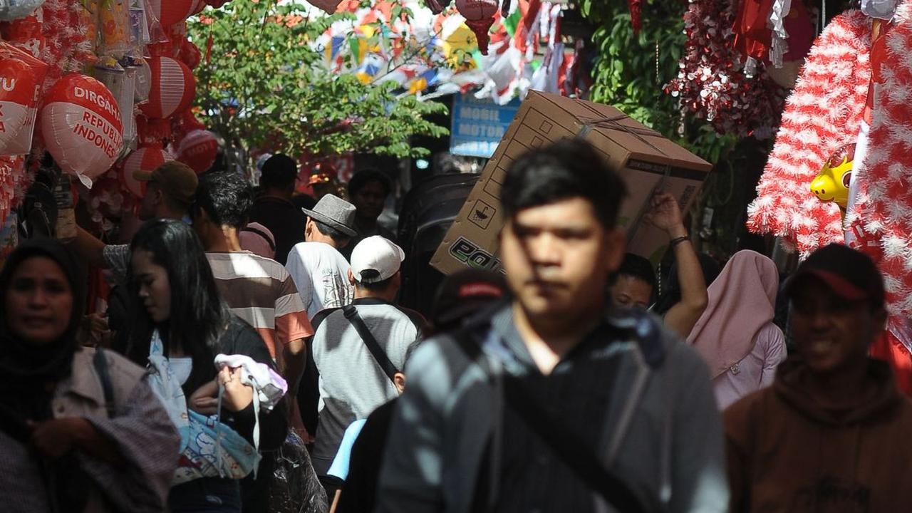 Persiapan itu guna memperingati HUT RI ke-78 Tahun. Dimana tahun ini lebih ramai pembeli dan pesanan.