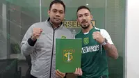Damian Lizio resmi ke Persebaya. (Bola.com/Dok. Persebaya)