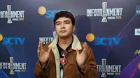 Aldi Taher di Infotainment Awards 2026. (M Altaf Jauhar/ LIputan6.com)