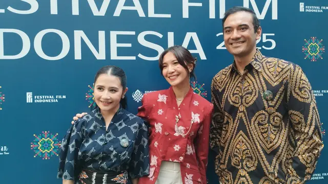 Prilly Latuconsina, Sheila Dara, dan Ario Bayu. (M Altaf Jauhar/ Liputan6.com)