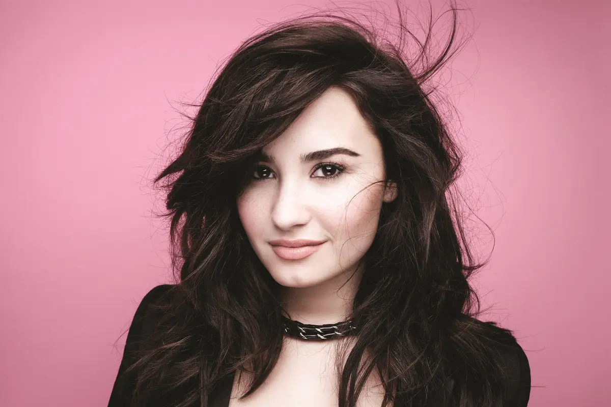 Demi Lovato/hdwallpapers.in