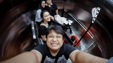 Cecep Reza Meninggal Saat Tidur Sang Istri Sangat Terpukul News Entertainment Fimela Com