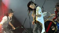 /rif Tampil Enerjik dan Memukau di Konser Bareng Sheila On 7