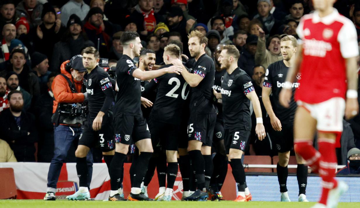 Sementara gol West Ham dihasilkan oleh Said Benrahma. (AP Photo/David Cliff)