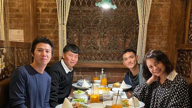 6 Momen Rossa dan Afgan Liburan Bareng di New York, Bikin Baper