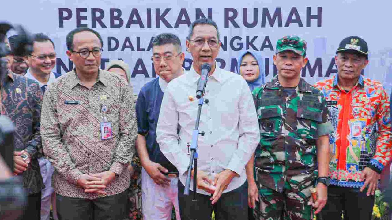 Jokowi Berhentikan Heru Budi sebagai Pj Gubernur Jakarta, Digantikan Pejabat Kemendagri Ini