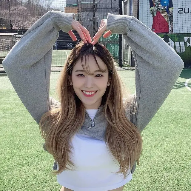 Potret Imut Jang Gyuri yang Putuskan Hengkang dari Grup fromis_9