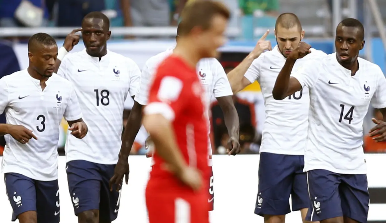 Timnas Perancis meraih poin penuh di laga kedua babak penyisihan Piala Dunia 2014 Grup E melawan Swiss di Stadion Fonte Nova, Salvador, Brasil, (21/6/2014). (REUTERS/Marcos Brindicci)