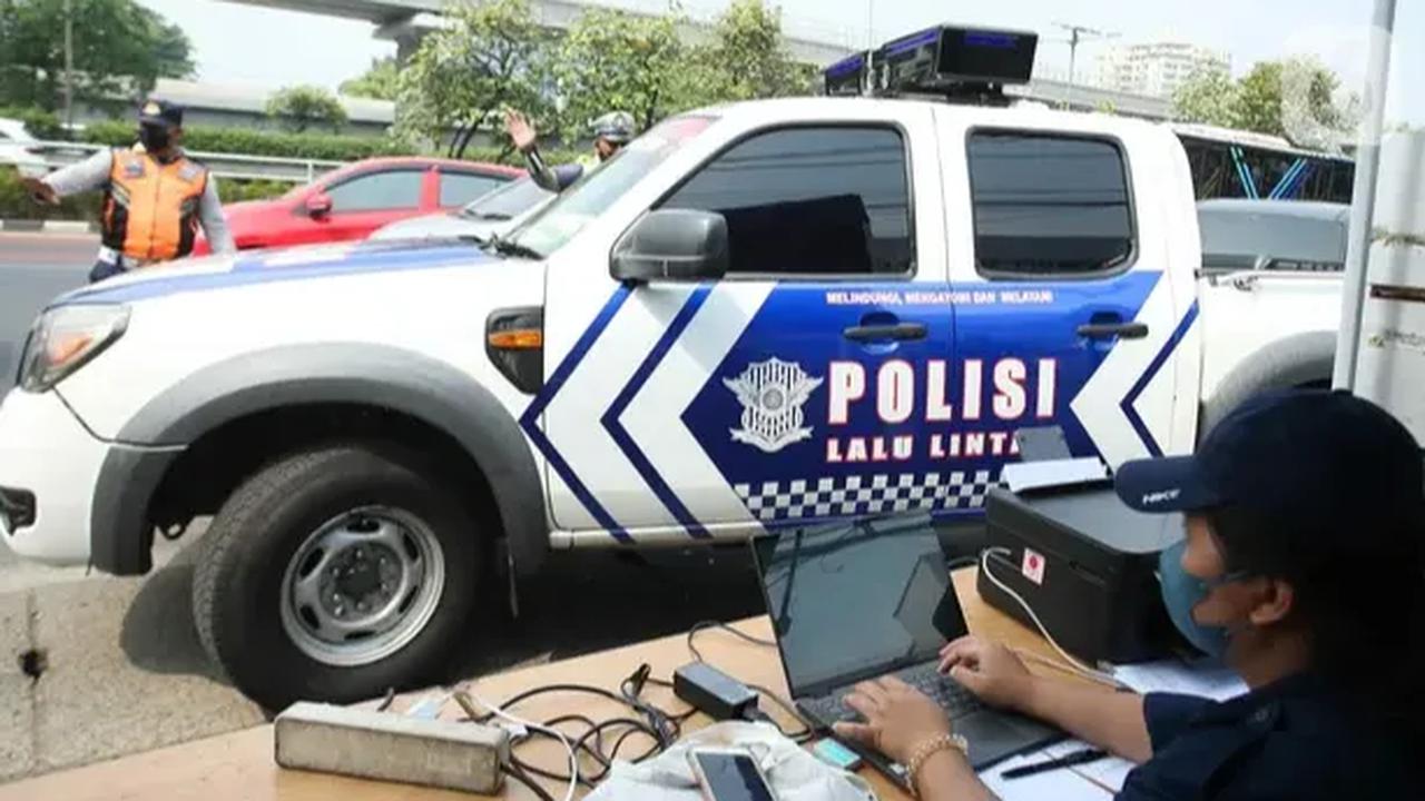 Sementara itu, Iqbal, salah satu pengemudi taksi online yang mendaftarkan uji emisi di SPBU 34.132.09 Pemuda Rawamangun, Jakarta Timur mengapresiasi Pertamina yang mengadakan uji emisi tanpa dipungut biaya.&nbsp;