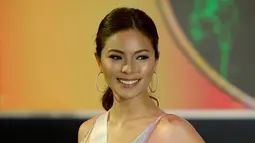 Kontestan asal Filipina, Maxine Medina berpose saat mengikuti sesi bikini dalam Miss Universe 2016 di Cebu, Filipina (17/1). (AFP Photo/Noel Celis)