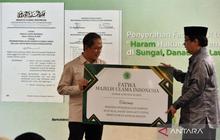 Menteri KLH/BPLH Apresiasi Fatwa MUI Haramkan Buang Sampah ke Laut
