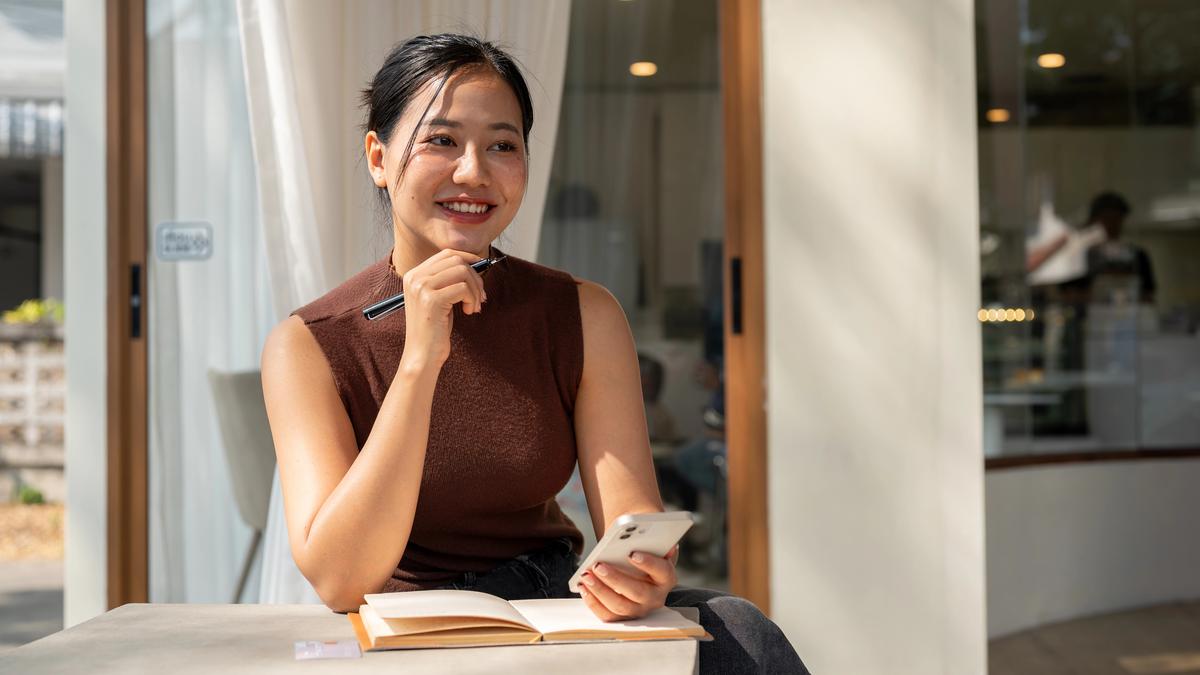 Rahasia Otak Tetap Cerdas di Usia Dewasa, Kiat Menjaga Fungsi Kognitif Optimal