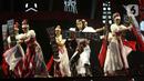 Penampilan sejumlah penari dalam Pagelaran Sabang-Merauke The Indonesian Broadway 2024 di JIExpo Theater, Kemayoran, Jakarta, Jumat (16/8/2024). (Liputan6.com/Herman Zakharia)