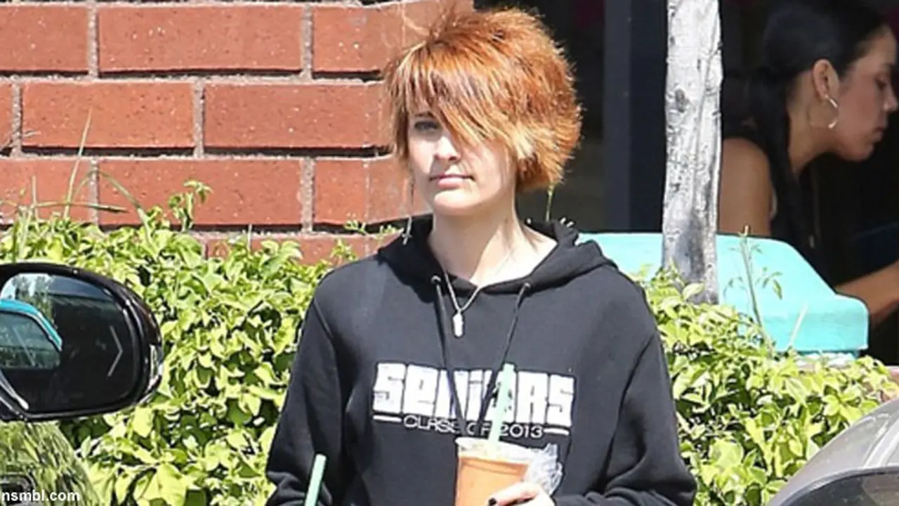 paris-jackson-130612b.jpg