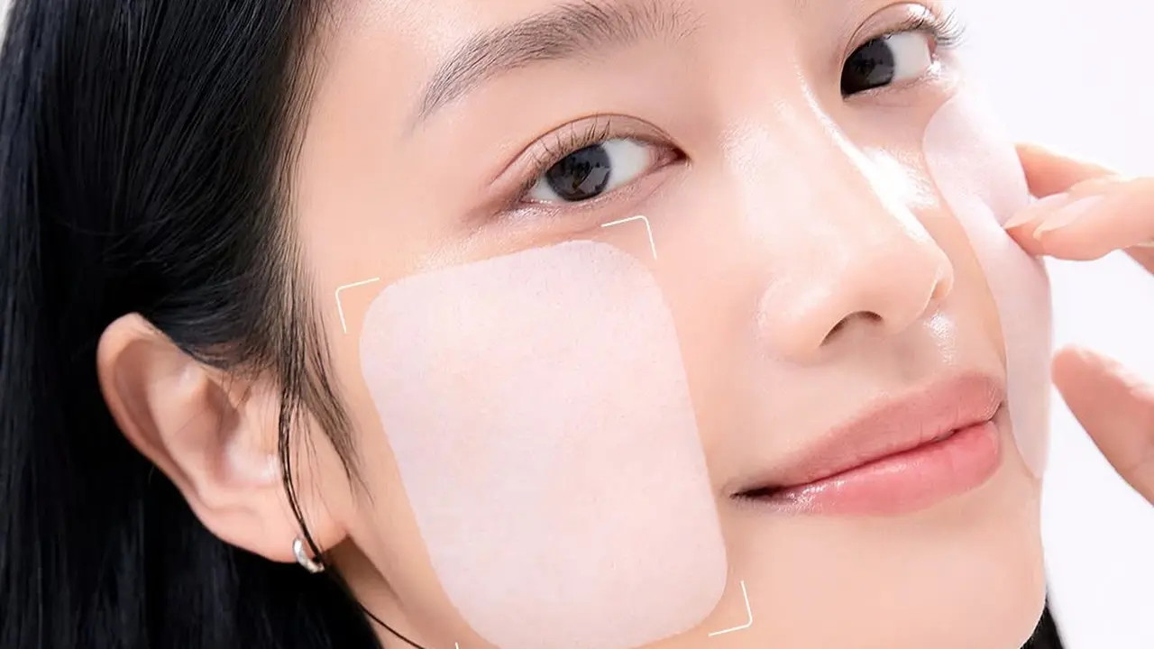 Punya Kulit Glowing Seketika dengan Skincare yang Praktis, Ini Kuncinya!