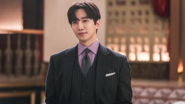 Lee Jun Ho memerankan tokoh Gu Won dalam serial drama King The Land. (Foto: Netflix)