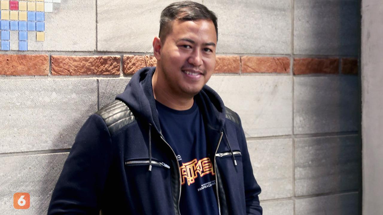 [Bintang] Pandji Pragiwaksono