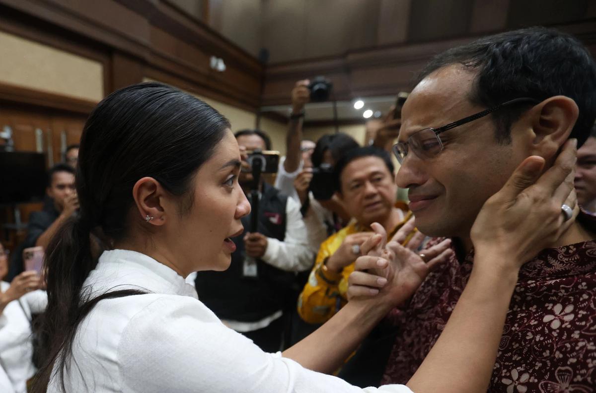 FOTO: Nadiem Makarim Dituntut 18 Tahun Penjara dalam Kasus Chromebook