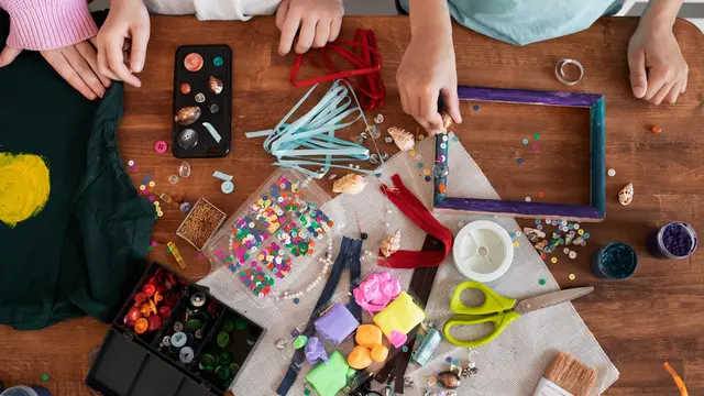 10 Tips Mengisi Libur Sekolah dengan DIY Seru dari Barang Bekas, Anak Kreatif dan Ramah Lingkungan