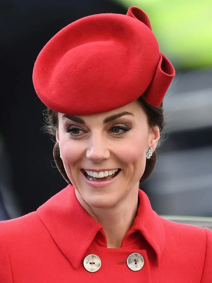 Kate Middleton Pakai Ulang Coat Dress