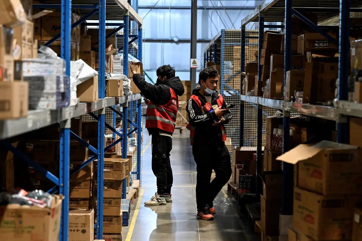 Jelang festival belanja Singles Day di Beijing
