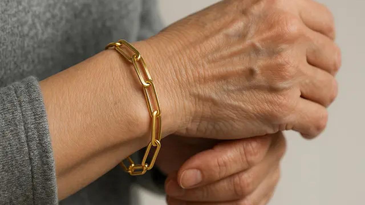 15 Model Gelang Emas untuk Usia 50 Tahun ke Atas, Pilihan Anggun dan Elegan di Segala Acara