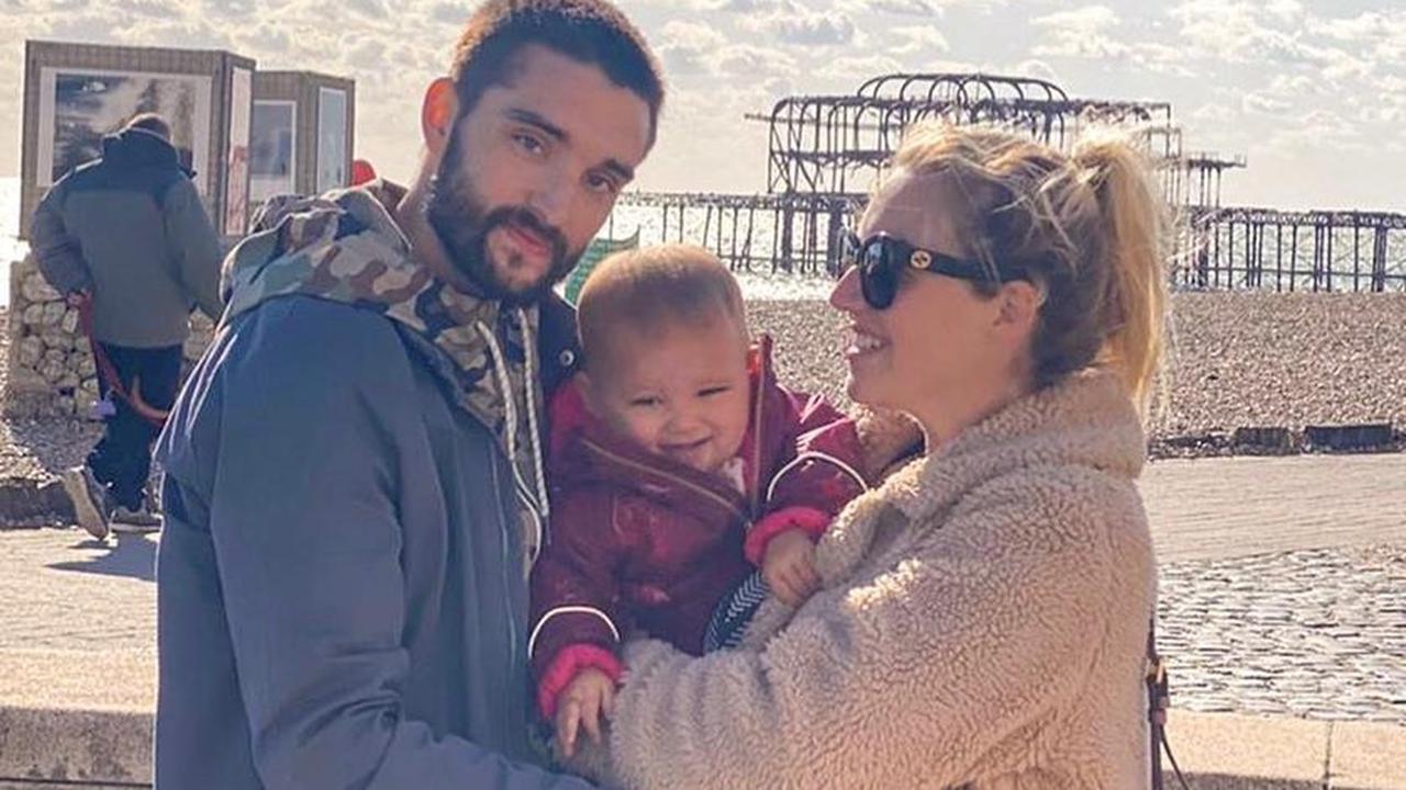 Tom Parker The Wanted dan keluarganya. (Instagram/ tomparkerofficial)