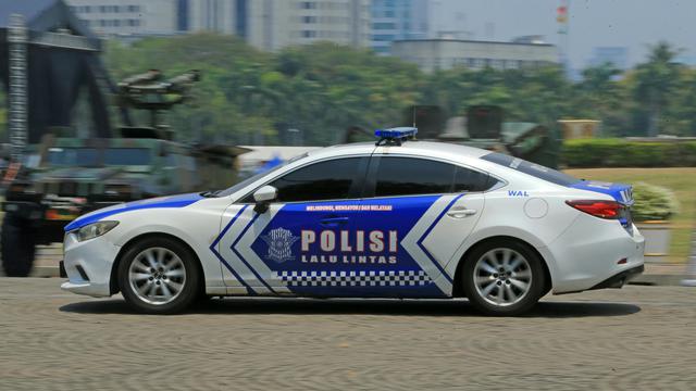 Ilustrasi mobil polisi