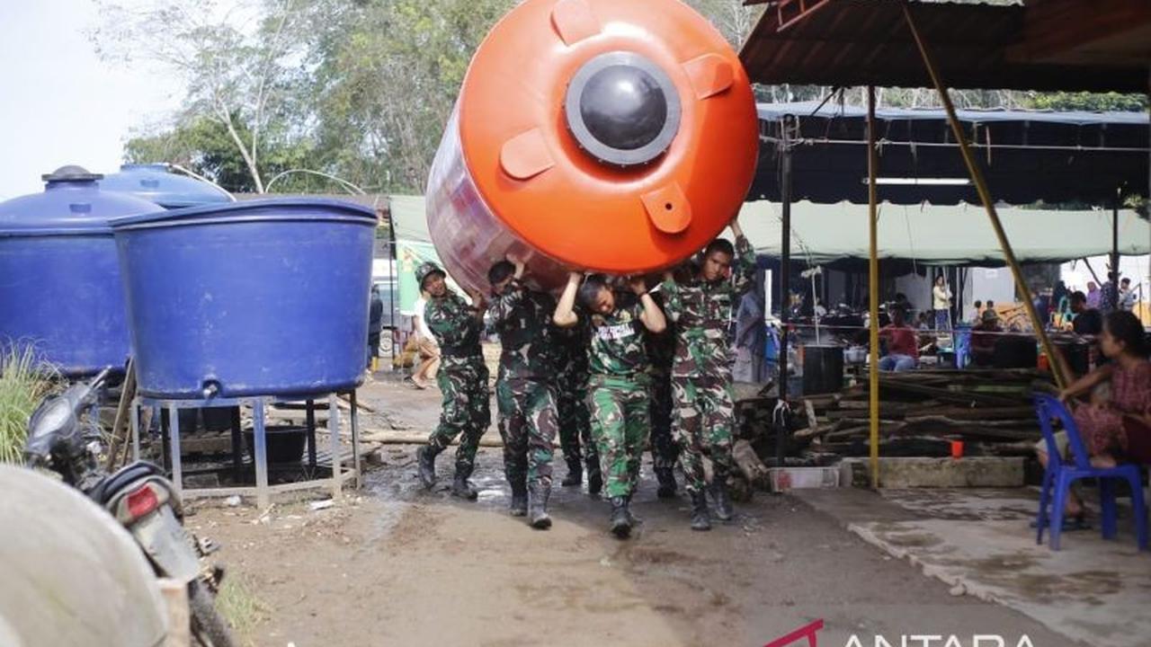 TNI dan Unhan Pasang Alat Penjernih Air Canggih untuk Korban Bencana Sumut