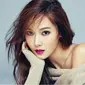 Jessica Jung menyebutkan dirinya sangat senang bisa bertarung dengan mantan rekannya di Girls Generation, Tiffany Hwang.
