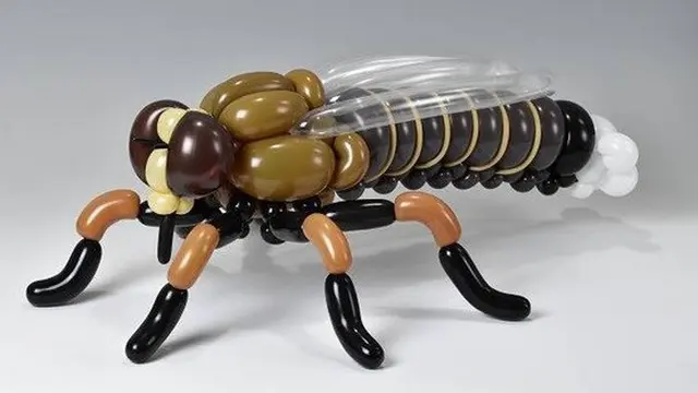 karya seni dari balon