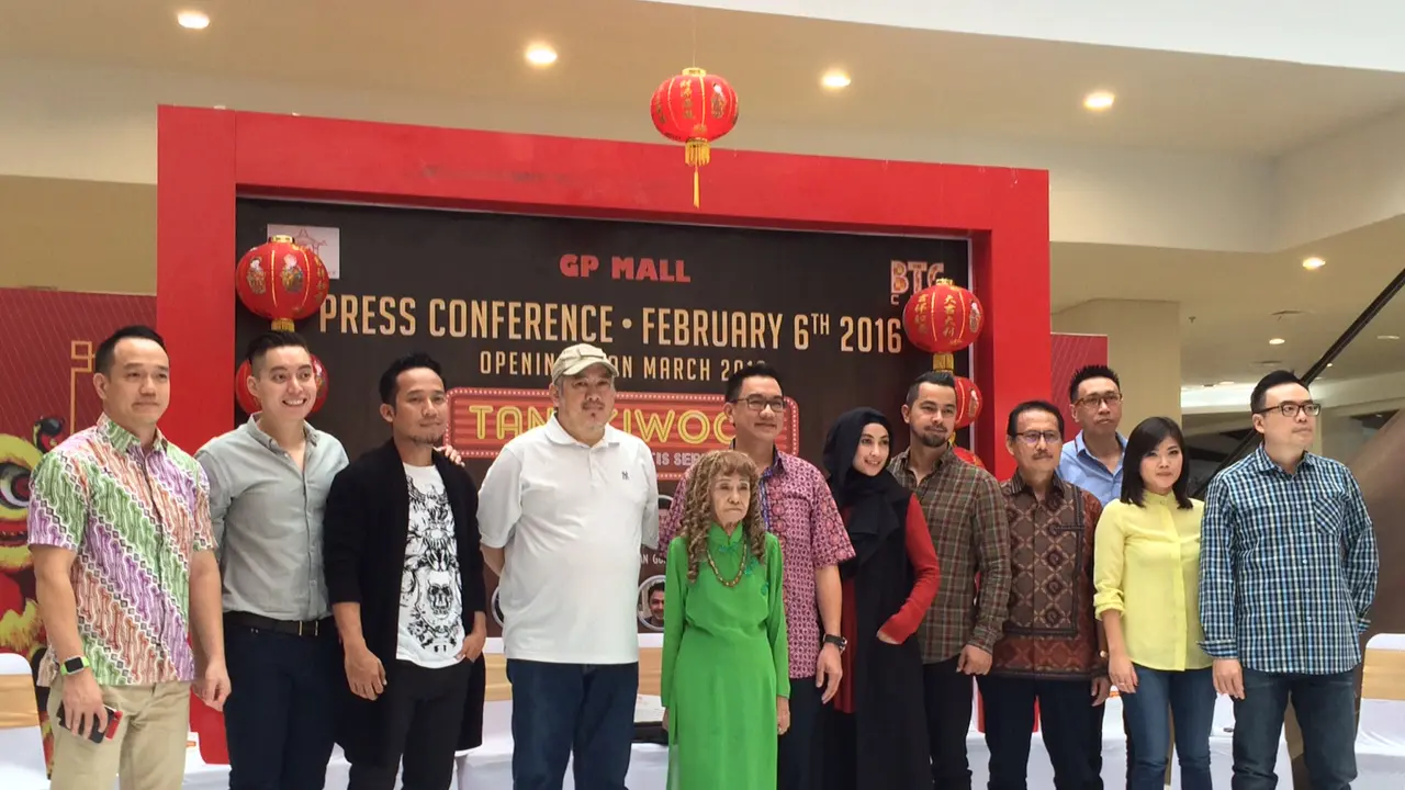 Denny Cagur dan kawan-kawan