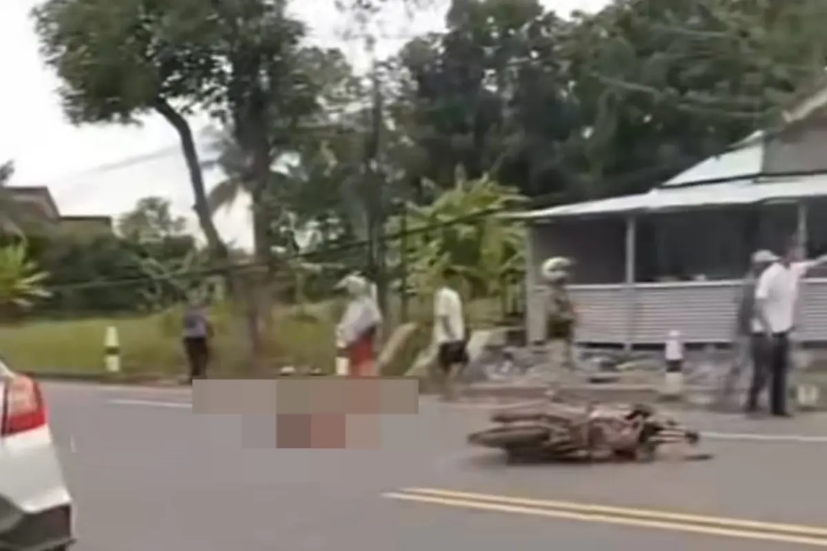 Tangkapan layar Moge Harley Davidson milik bos Rokok HS kecelakaan