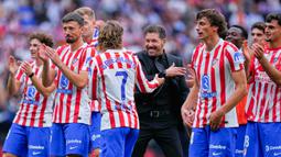 Atletico Madrid memberikan kekalahan pertama bagi Real Madrid pada musim ini, dalam laga pekan keenam La Liga Spanyol 2025/2026. (AP Photo/Manu Fernandez)