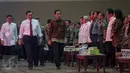 Presiden Jokowi didampingi Menko Polhukam Luhut Binsar Panjaitan saat menghadiri Rapat koordinasi nasional (rakornas) Pemantapan Pelaksanaan Pilkada Serentak 2015 di Ancol, Jakarta, Kamis (12/11). (Liputan6.com/Faizal Fanani)