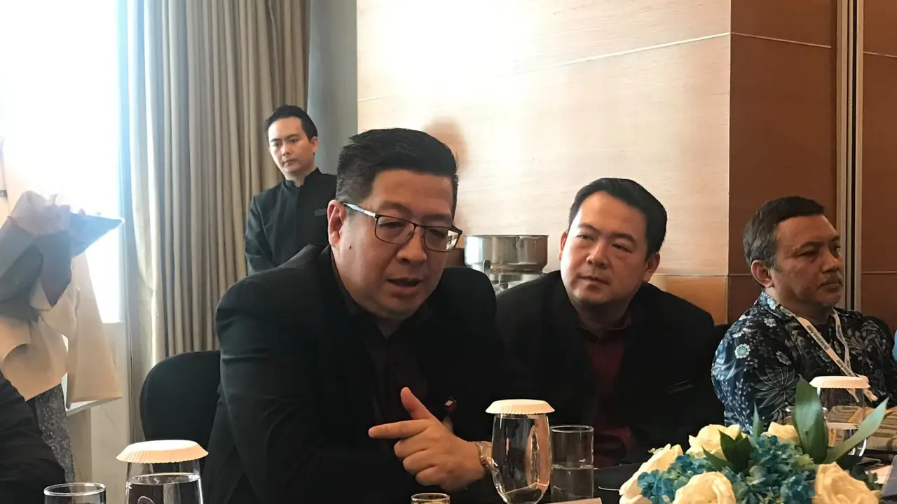 Head of Bank Transaction Banking PT Bank CIMB Niaga Tbk, Joni Hermanto menjelaskan tentang digitalisasi transaksi perbankan dalam acara CIMB Niaga Business Summit 2026: Vision Made Possibe di Jakarta, Jumat (16/10/2026).