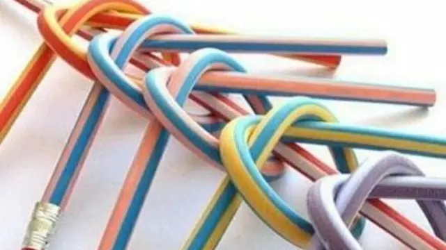 7 Potret Peralatan Sekolah Tahun 90-an Ini Bikin Nostalgia