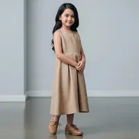 Dress Anak Perempuan dengan Bahan Adem dan Nggak Bikin Keringatan di Berbagai Acara Model Linen Tanpa Lengan/ Ilustrasi gambar oleh AI