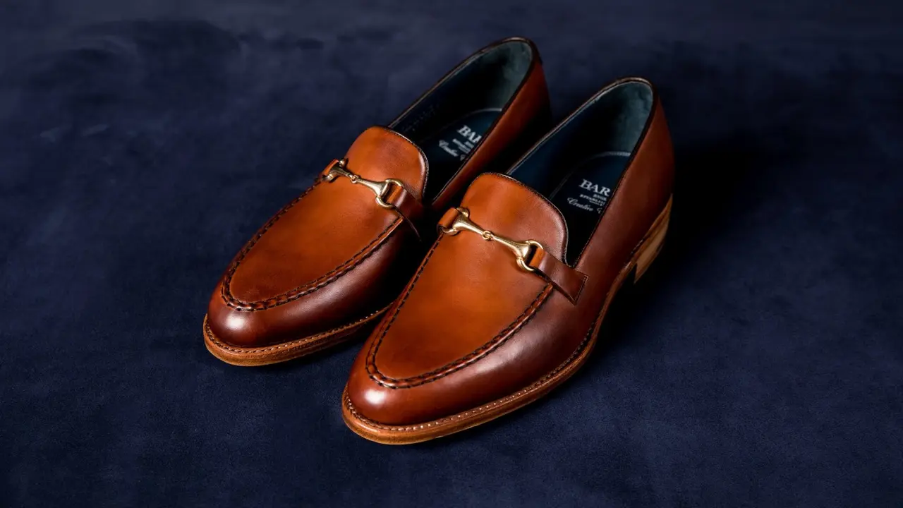 Ilustrasi sepatu kulit
