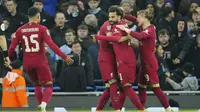 Liverpool sempat dua kali menyamakan kedudukan, masing-masing lewat aksi Fabio Carvalho dan Mohammed Salah. (AP Photo/Jon Super)