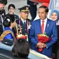 Dubes Heri Akhmadi sambut ketibaan Presiden Jokowi di Hiroshima, Jepang. (Photo Pooling G7 Jepang 2023)