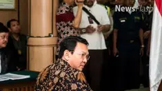 Pengadilan Negeri Jakarta Utara kembali menggelar sidang perkara dugaan penistaan agama yang menyeret Basuki Tjahaja Purnama atau Ahok. Sidang kali ini beragendakan putusan sela dari majelis hakim.