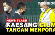 VIDEO: Momen Kaesang Cium Tangan Menpora Usai Persis Solo Juara Liga 2