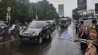 Diguyur Hujan, Jalur Pantura Cirebon Padat Merayap Imbas One Way di Tol
