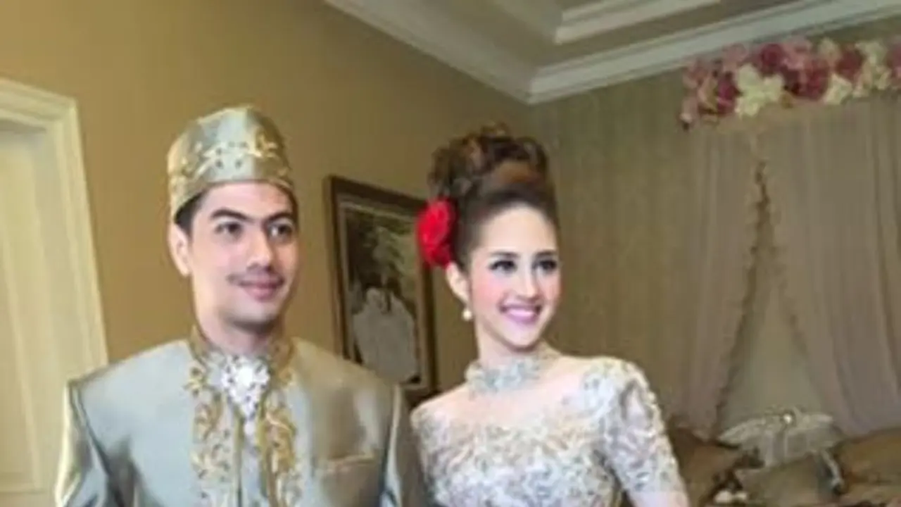 [Bintang] Tsamara Amany Menikah di Usia 19 Tahun