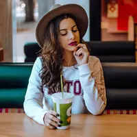 ilustrasi zodiak/copyright Unsplash/@seteales