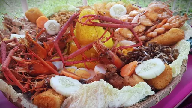 Kue tradisional dipamerkan dalam pagelaran lomba kuliner tradisional di Gorontalo Utara. Foto: banthayo.com (Arfandi Ibrahim/Liputan6.com)