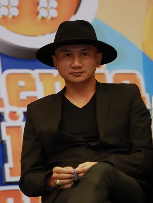 Masukan dan penilaian dari Anji serta para juri lainnya diharapkan dapat membuat idola cilik bagi para pemirsa televisi di tanah air ini lebih mengenali bakat dan karakternya dalam bernyanyi. (Wimbarsana/Bintang.com)