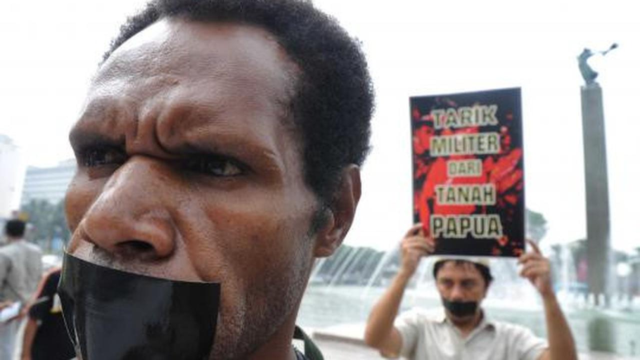 Demo tolak kekerasan di Papua